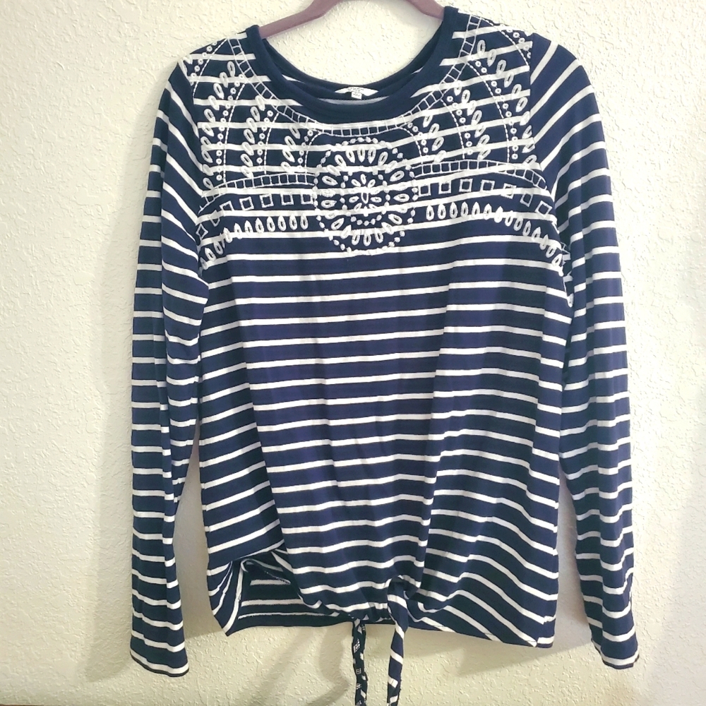Crown & Ivy Pullover with  Long Sleeve Navy Blue and White Striped Size M